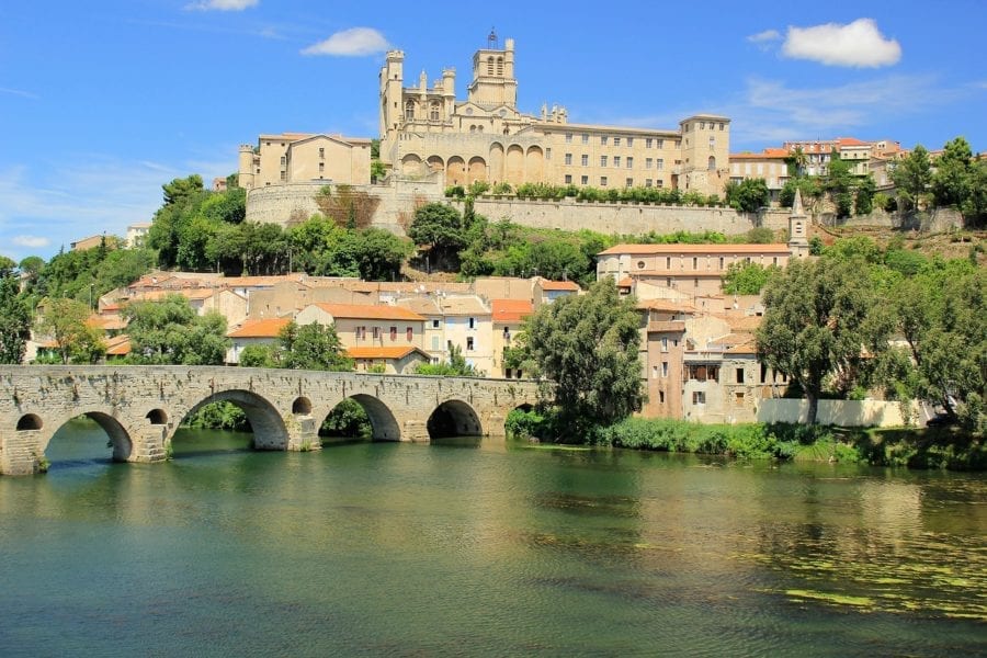 lieu gay beziers 