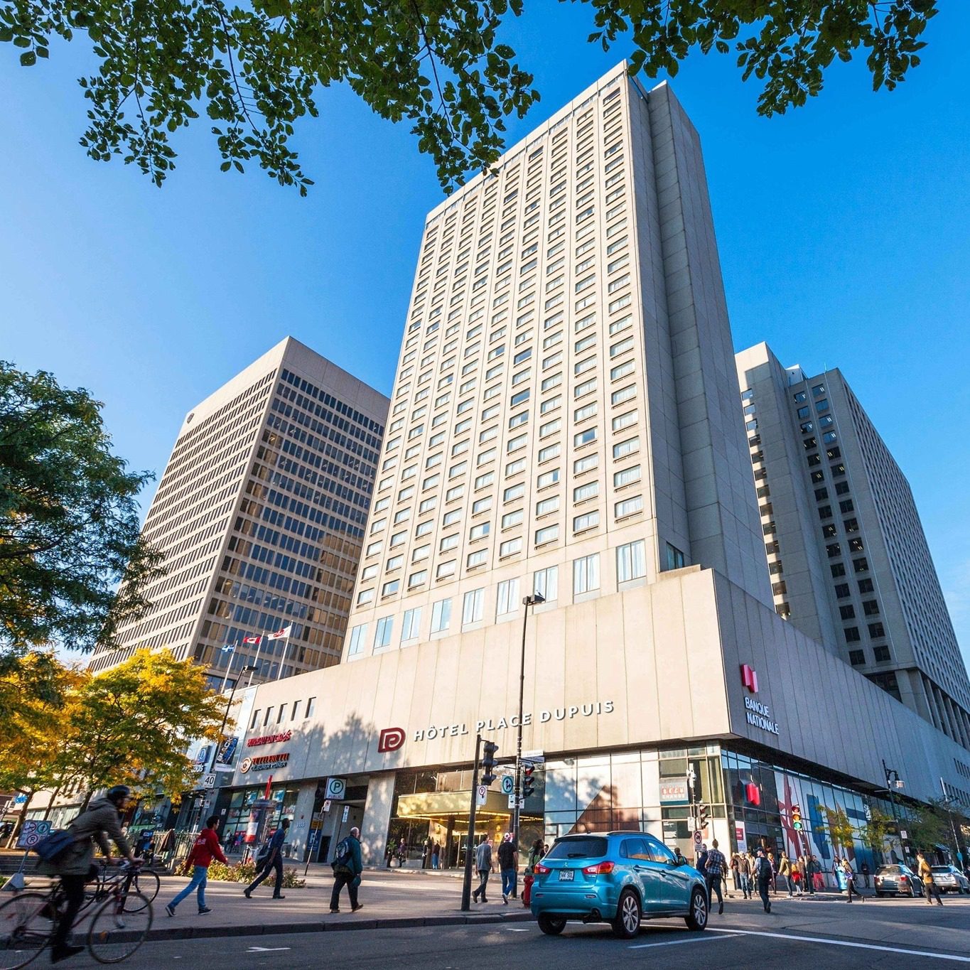 Hôtel Place Dupuis Gouverneur Montréal