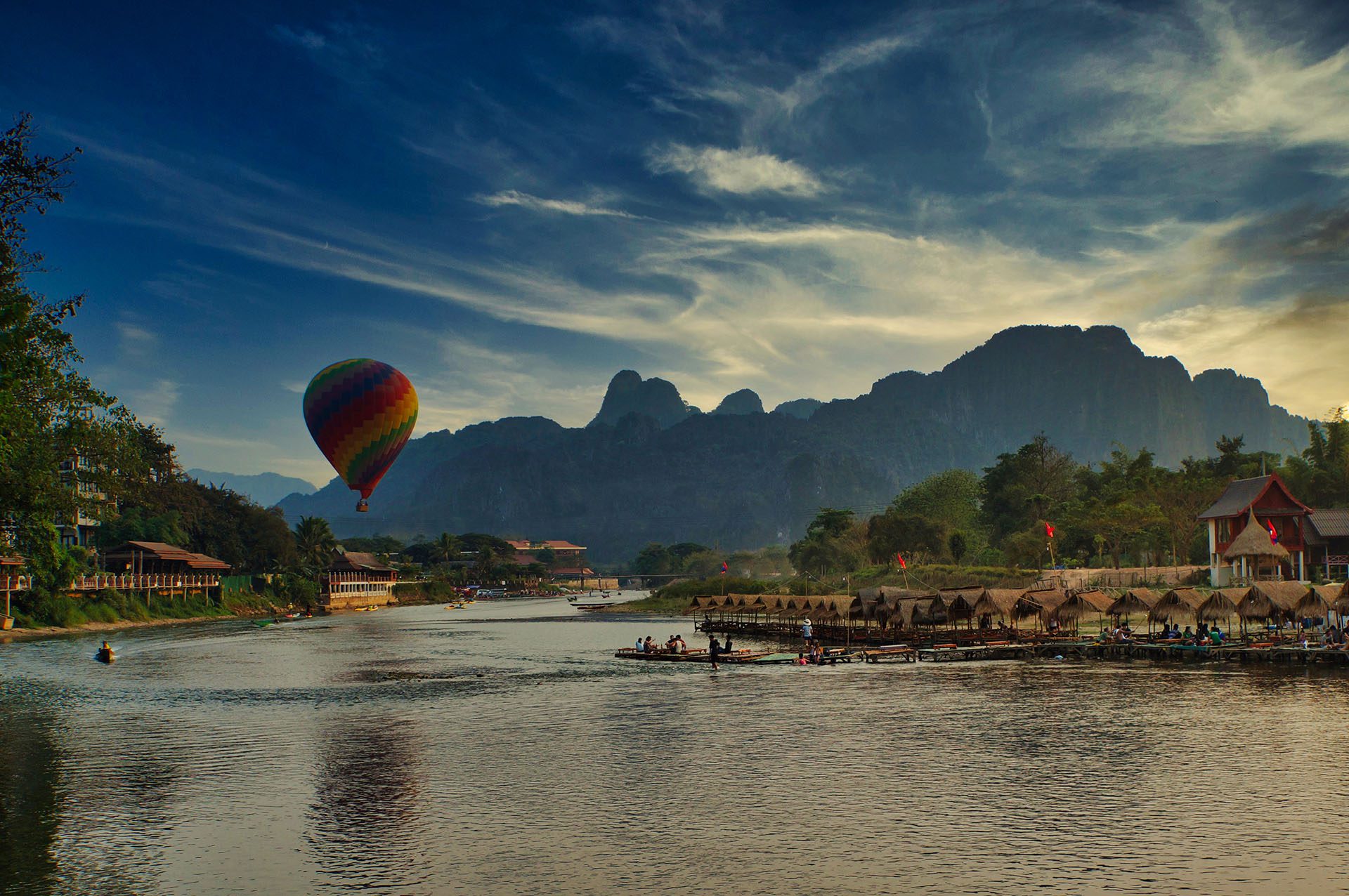 Guide gay de Vang Vieng