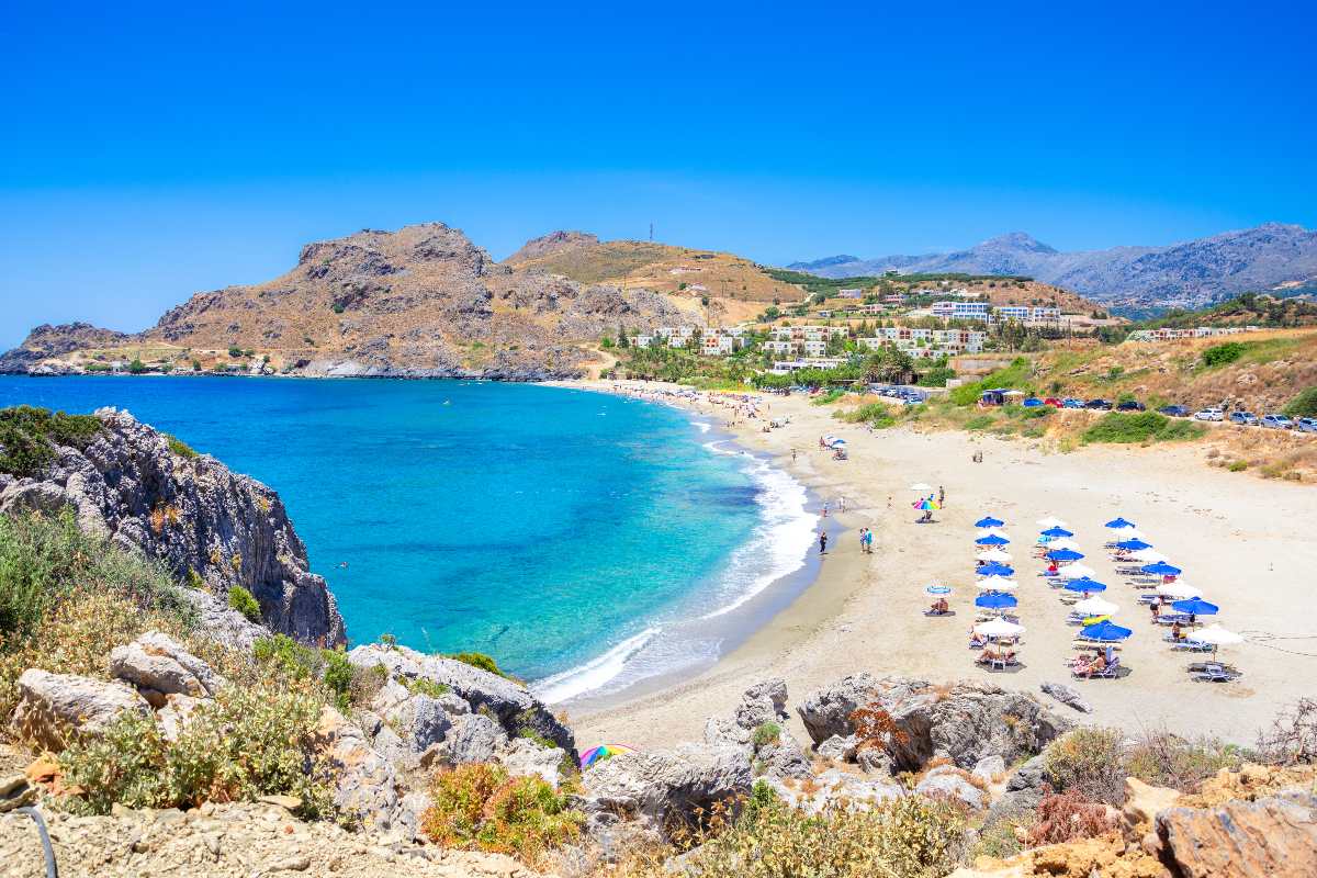 La plage d’Ammoudaki près de Rethymno