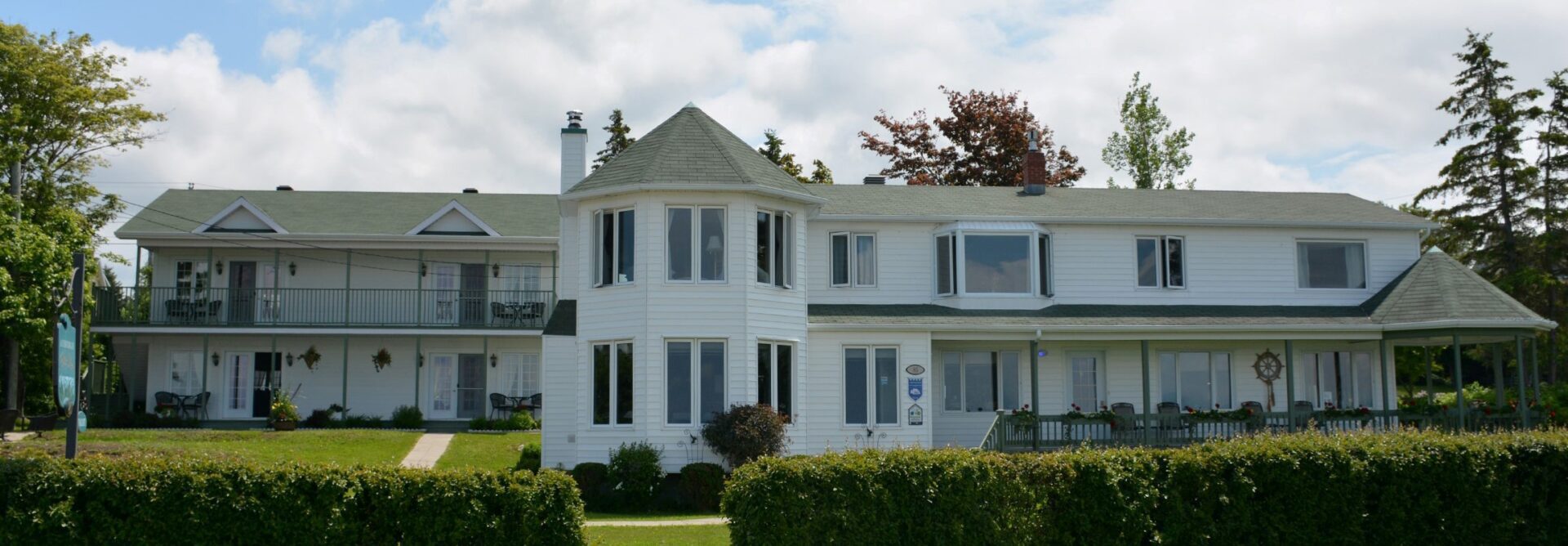 Auberge Foin de Mer est un hôtel gay friendly à Kamouraska dans le Bas-Saint-Laurent au Québec