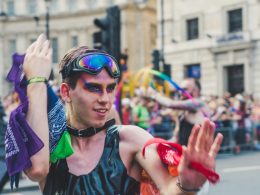 Économisez de l'argent pendant la Gay Pride en juin