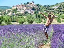 Pourquoi choisir la Provence comme choix de vacances et faire la location de propriétés de vacances dans la région