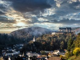 Découvrir le Château de Vianden : un joyau médiéval au cœur du Luxembourg