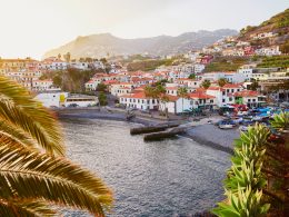 La scène gay de Madère : un paradis caché au coeur de l'Atlantique