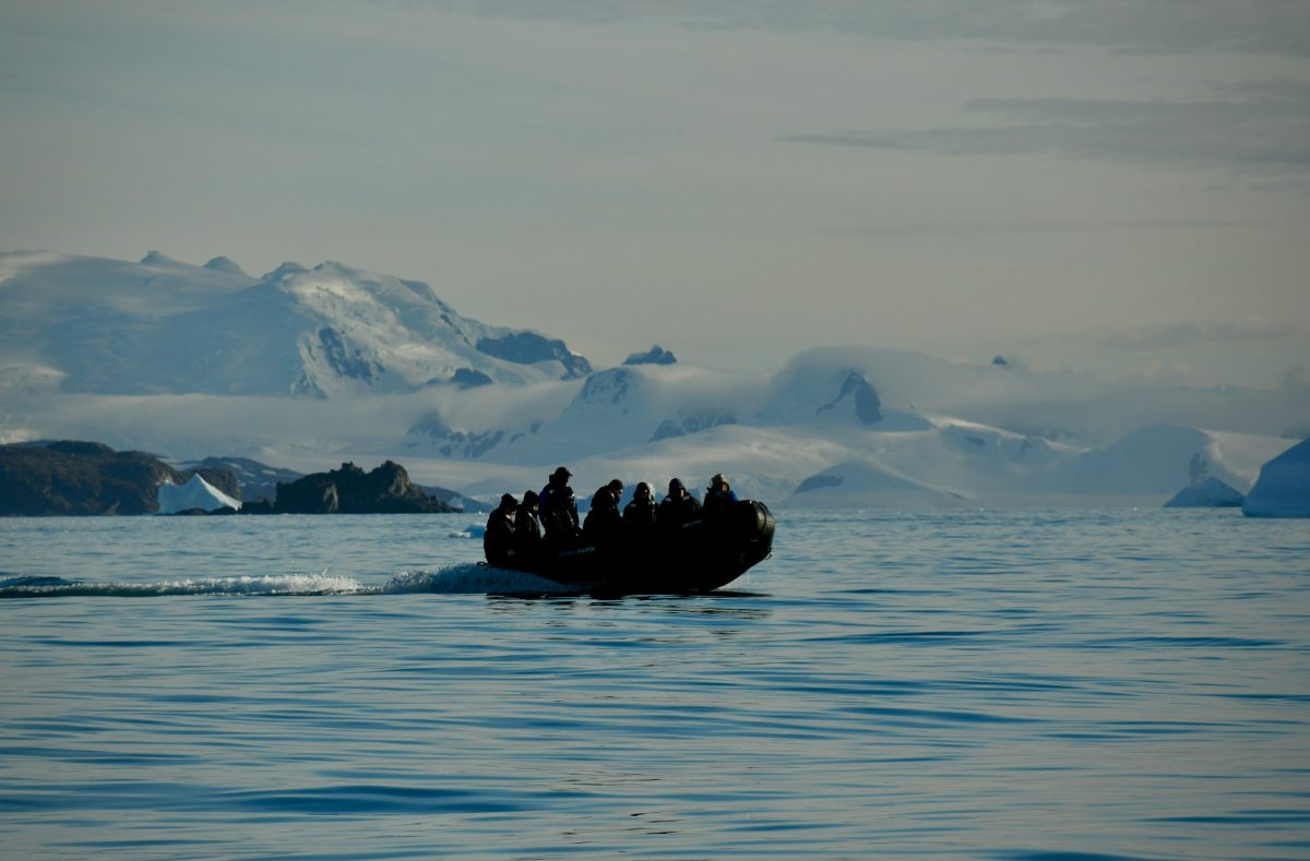 Inclusivité et respect : L’Antarctique comme destination LGBT